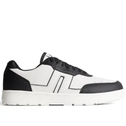 Ace Low-Top Golf Sneaker Musta