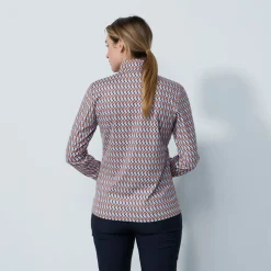 Delta Half Neck