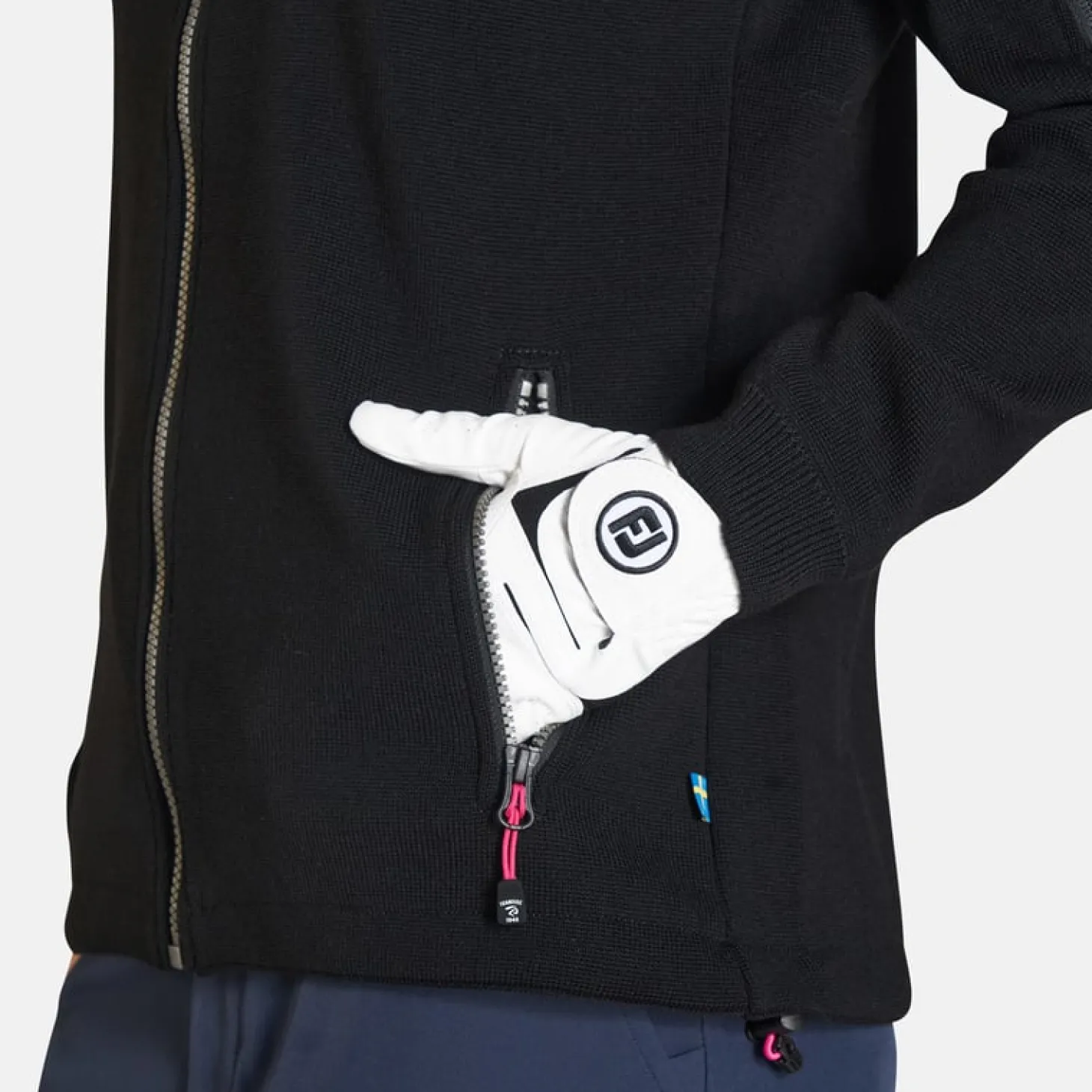 Hedda WB Full Zip Musta