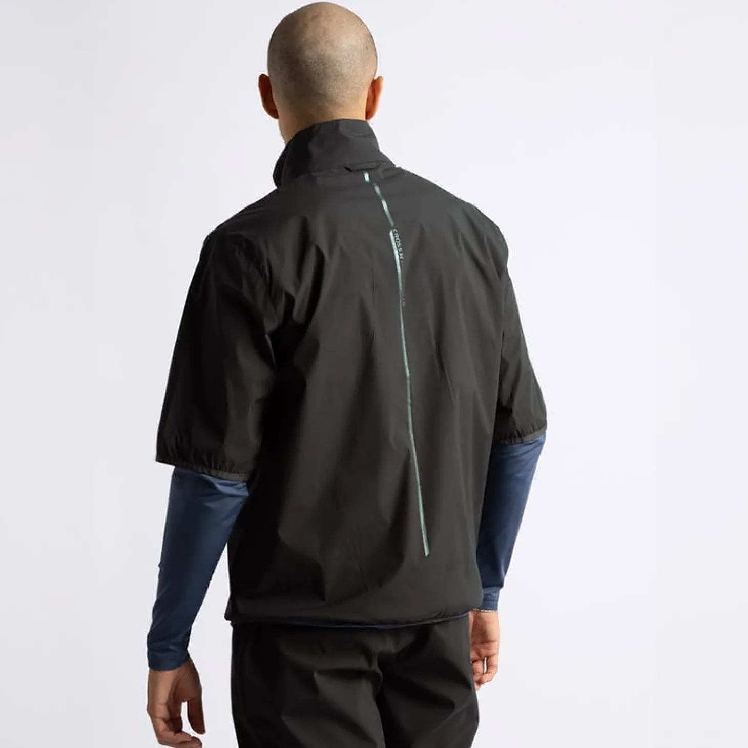 M Pine Windbreaker SS Musta
