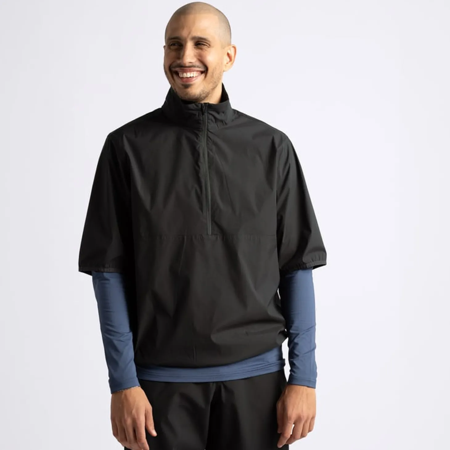 M Pine Windbreaker SS Musta