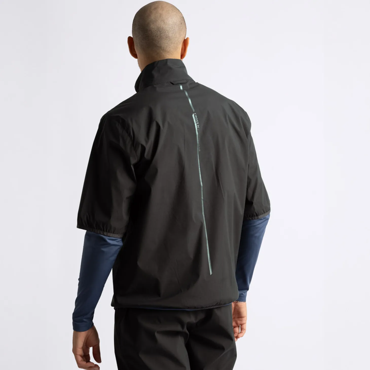 M Pine Windbreaker SS Musta