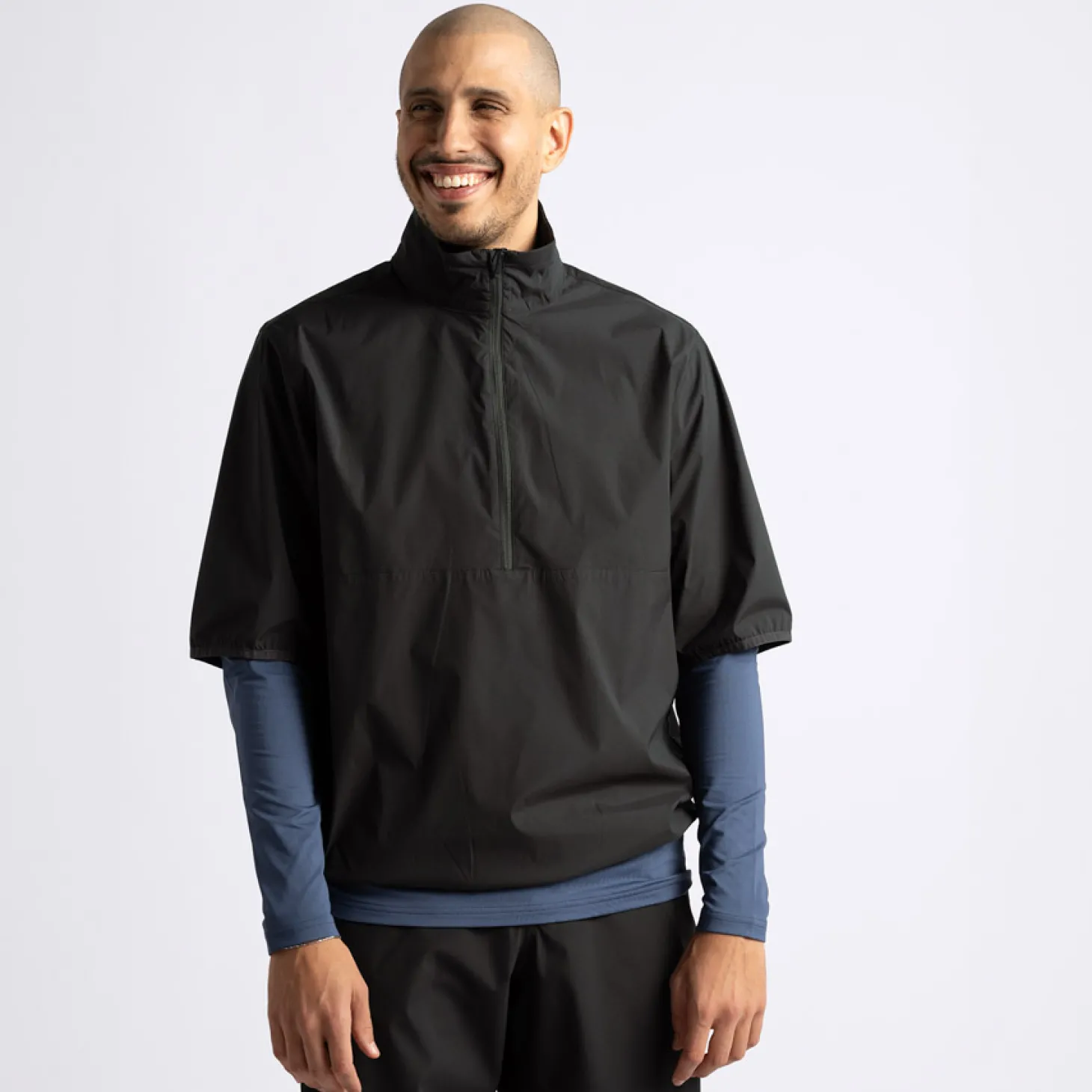 M Pine Windbreaker SS Musta