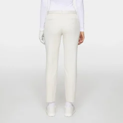 Pia Pant