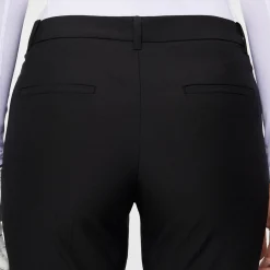 Pia Pant Musta