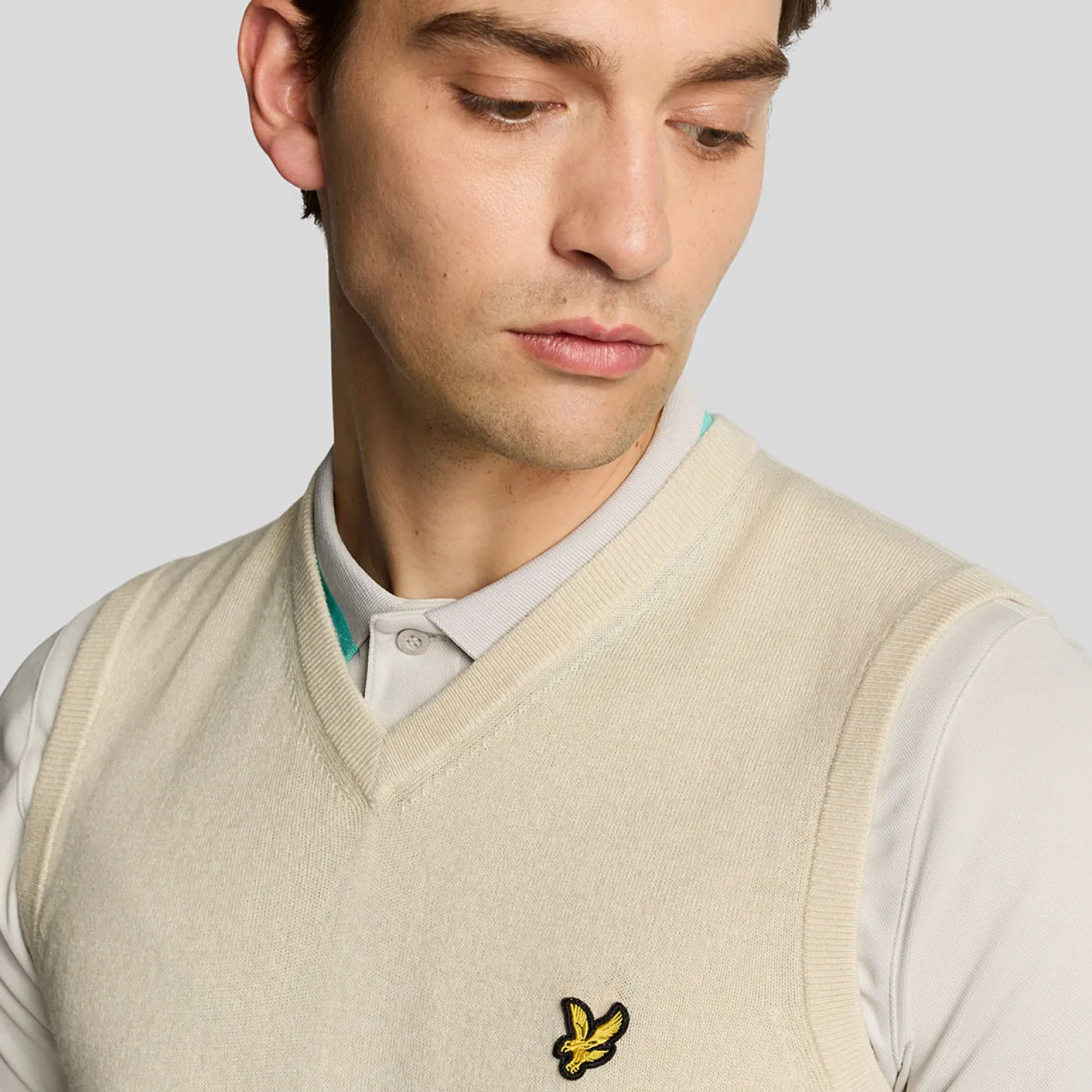 Slipover Merino Blend V-Neck Beige