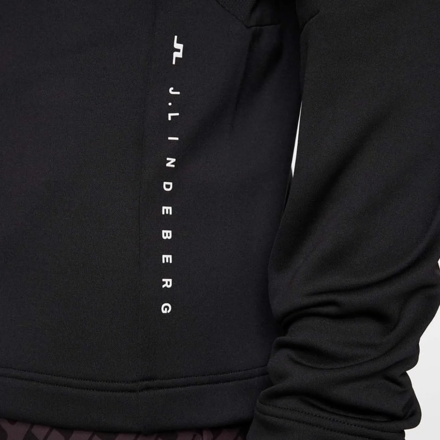 Vinnie Quarter Zip Mid Layer Musta